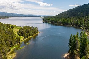 Prime Snowy Retreat Mins to Tamarack & Mccall!