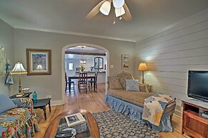 Pet-friendly Brenham Cottage w/ Yard!