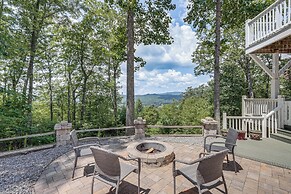 Ridgeline Home w/ Beautiful Valley & Mtn Views