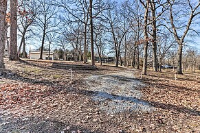 Pet-friendly Flemington Home w/ Lake Access!