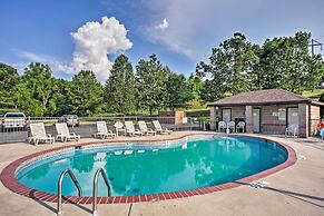 Pool Access & Patio: Branson West Condo!