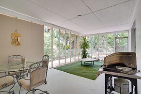 Charming Mid-century House - Just Steps to Lake!