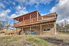 Lakeside Urbana Home - Near Hunting & Fishing!