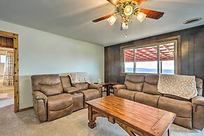 Lakeside Urbana Home - Near Hunting & Fishing!