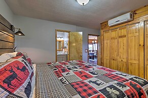 Mtn Views & Fire Pit: Rustic Piney Creek Cabin