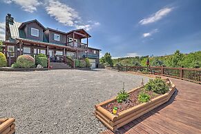 Mtn Views & Fire Pit: Rustic Piney Creek Cabin