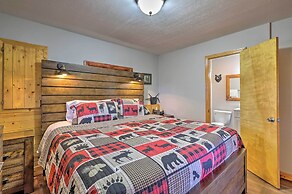 Mtn Views & Fire Pit: Rustic Piney Creek Cabin