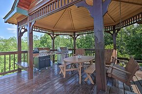 Mtn Views & Fire Pit: Rustic Piney Creek Cabin
