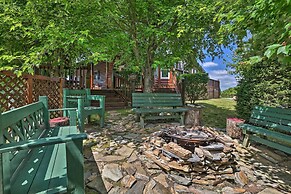 Mtn Views & Fire Pit: Rustic Piney Creek Cabin