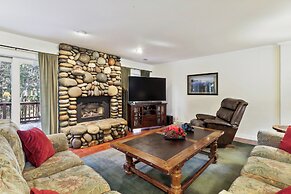 Lake Tahoe Family Home w/ Hot Tub & Game Room!