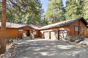 Lake Tahoe Family Home w/ Hot Tub & Game Room!