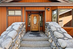 Lake Tahoe Family Home w/ Hot Tub & Game Room!