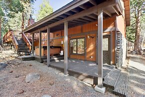 Lake Tahoe Family Home w/ Hot Tub & Game Room!