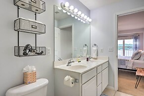 Breezy Lakefront Condo w/ Balcony & Lake View!