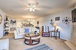 Breezy Lakefront Condo w/ Balcony & Lake View!