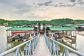 Breezy Lakefront Condo w/ Balcony & Lake View!