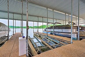 Breezy Lakefront Condo w/ Balcony & Lake View!