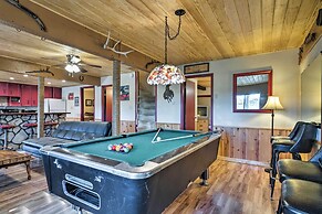 Lavish Ruidoso Condo w/ 2 Private Decks & Hot Tub!