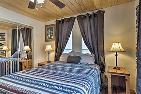 Lavish Ruidoso Condo w/ 2 Private Decks & Hot Tub!