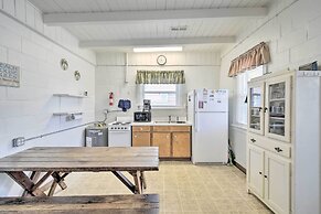 Steps to Ocean: Breezy Myrtle Beach Bungalow!