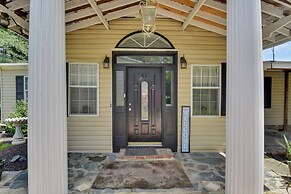 Game Room & Views: Lakefront Shelby Home!