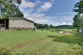 Game Room & Views: Lakefront Shelby Home!