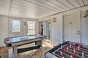 Game Room & Views: Lakefront Shelby Home!