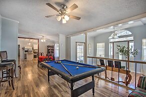 Game Room & Views: Lakefront Shelby Home!