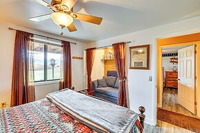 'A Touch of the West' Scenic Grangeville Apt!
