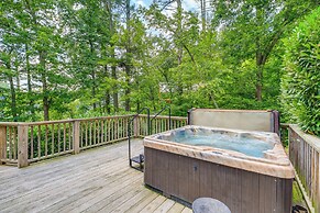 Lakefront Butler Home w/ Hot Tub & Fire Pit!