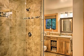 Peaceful Stony Point Getaway w/ Hot Tub & Views!