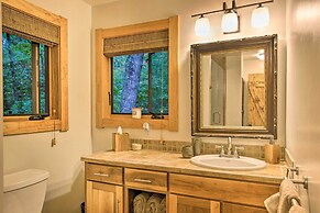 Peaceful Stony Point Getaway w/ Hot Tub & Views!