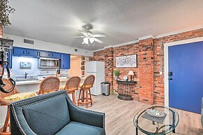 Ground Floor Unit: 10 Miles to Myrtle Beach