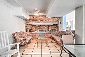 Ground Floor Unit: 10 Miles to Myrtle Beach