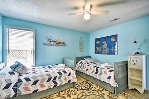 Home w/ Deck in Corolla Light: Walk to Beach!