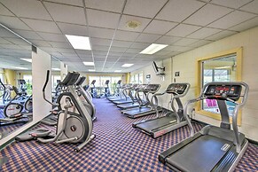 Home w/ Deck in Corolla Light: Walk to Beach!