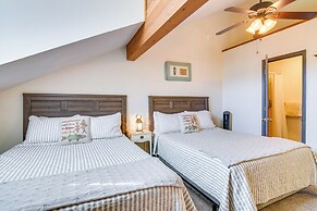 3 Mi to Moonshine Beach: Home w/ Deck & Yard