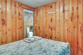 Lake Stinson Cottage w/ Sunroom & Shared Dock!