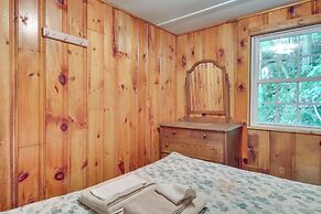 Lake Stinson Cottage w/ Sunroom & Shared Dock!