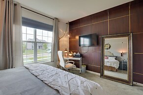 Spacious Waterfront Yorkville Getaway w/ Yard