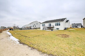 Spacious Waterfront Yorkville Getaway w/ Yard
