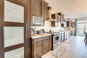 Spacious Waterfront Yorkville Getaway w/ Yard