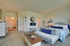 Spacious Waterfront Yorkville Getaway w/ Yard