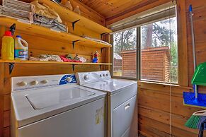 Rustic Idaho Cabin < 10 Mi to Payette Lake!