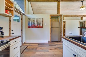 Donnelly Cabin w/ Fire Pit: 5 Mi to Boat & Ski!