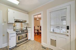 Quaint Goldsboro Home w/ Screened-in Porch!