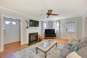 Quaint Goldsboro Home w/ Screened-in Porch!