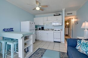 Oceanfront Gem w/ Deck in North Myrtle Beach