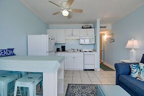 Oceanfront Gem w/ Deck in North Myrtle Beach