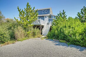 Westhampton Beach Home w/ Deck + Ocean Views!